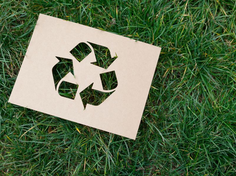 Płyta, spodnie, dom. To wszystko powstało z recyklingu